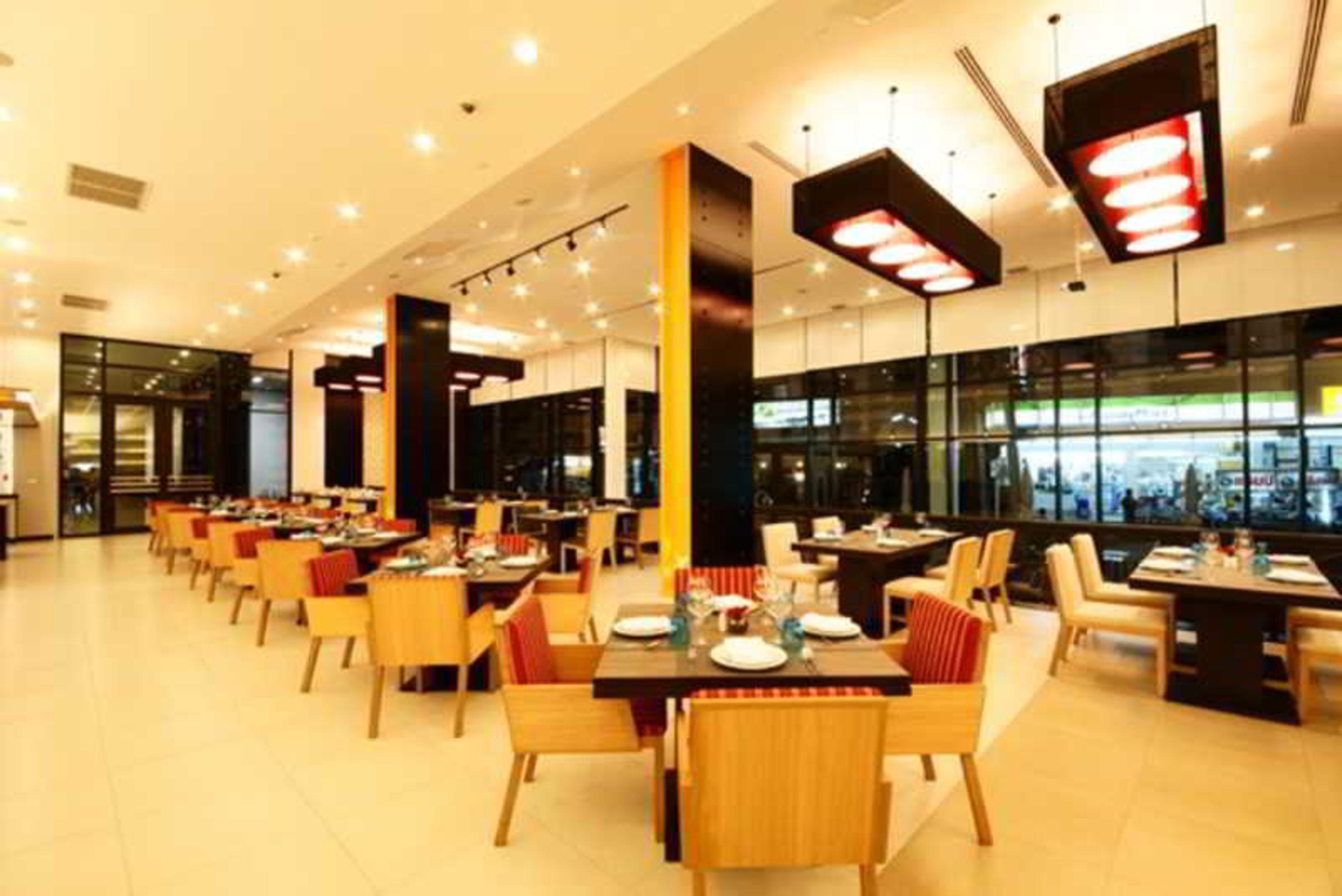 Tsix5 Hotel Pattaya Eksteriør bilde