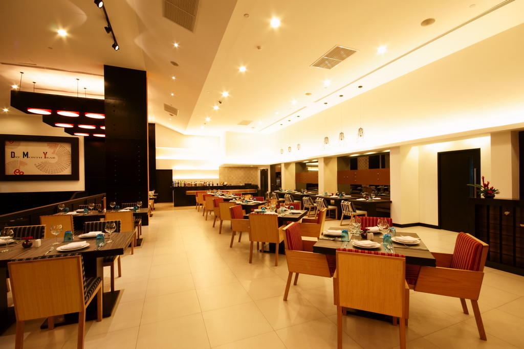 Tsix5 Hotel Pattaya Eksteriør bilde