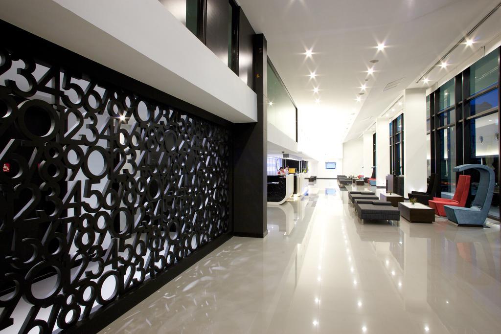Tsix5 Hotel Pattaya Eksteriør bilde
